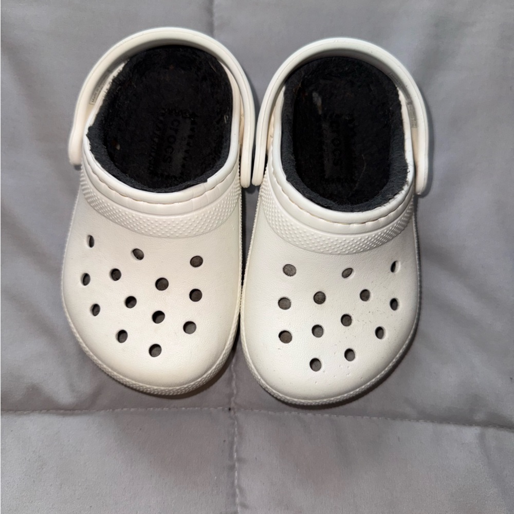 CROCS White Girls Shoes Size 7
